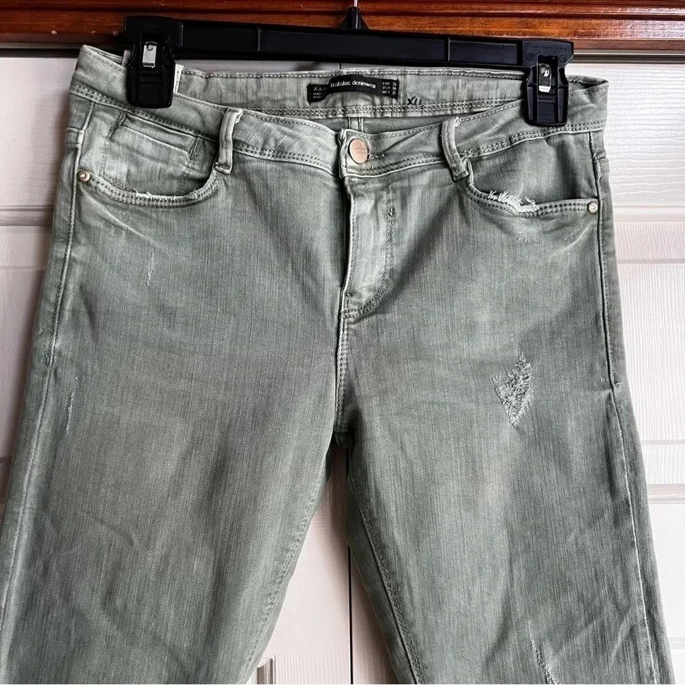 Zara Trafaluc Embrace Denim distressed skinny jeans Women’s size 6 - Picture 2 of 16